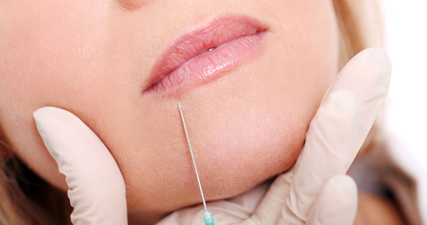 نکات مهم برای جلوگیری از تورم و کبودی بعد از تزریق ژل لب روسی